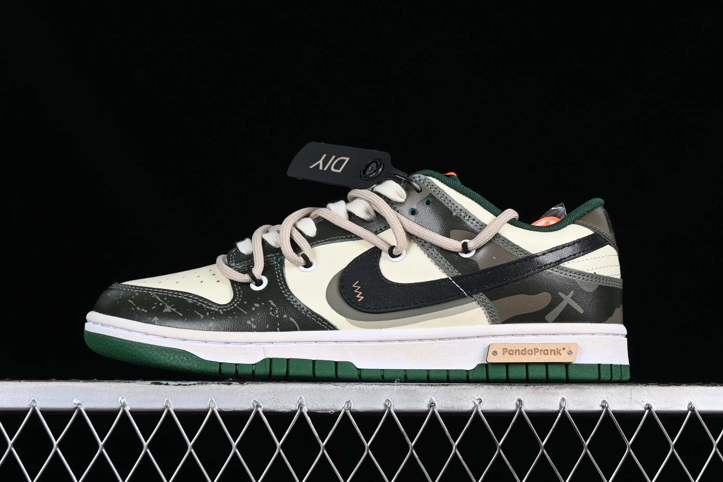 All Categories Nk SB Dunk Series Nk SB Dunk Low Low-top sneakers Nk Dunk Low Panda Prank Jungle Crossing Wilderness Ore Morandi Army Green Retro SB Strap Low-top Casual Shoes DD1391-300